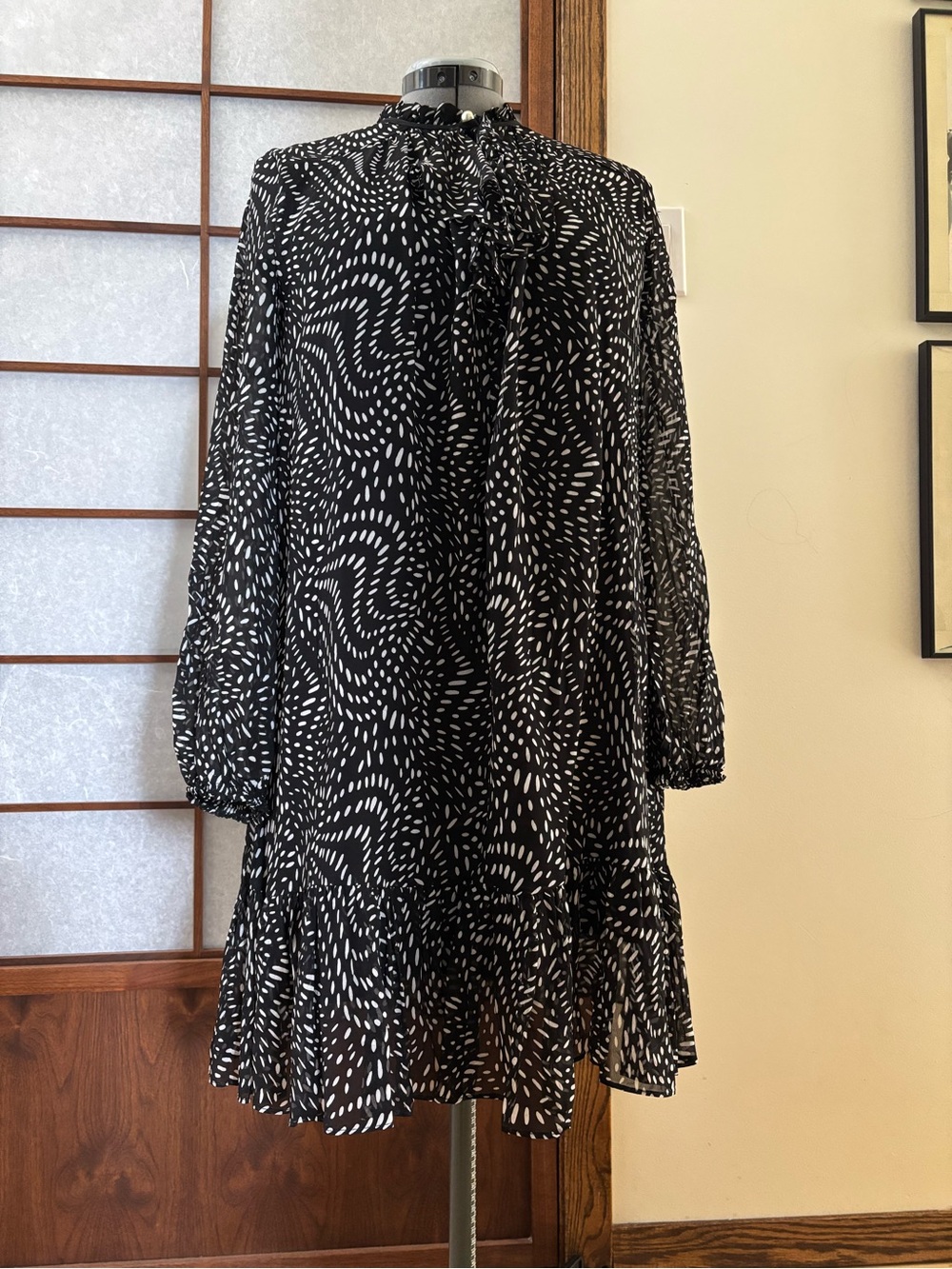 EUC Pinko Black and White Abstract Print Virgoroso Dress US 10